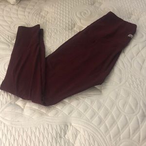 Fabletics pocket activewear leggings